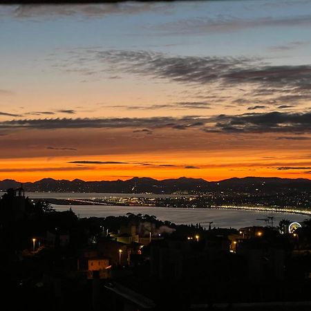 Agreable 3 Pieces Climatise Avec Vue Mer Et Parking Villefranche-sur-Mer Dış mekan fotoğraf