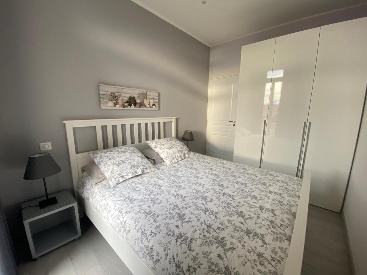 Agreable 3 Pieces Climatise Avec Vue Mer Et Parking Villefranche-sur-Mer Dış mekan fotoğraf