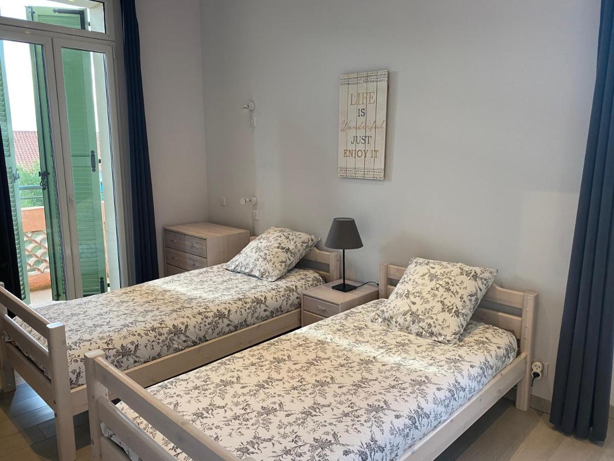 Agreable 3 Pieces Climatise Avec Vue Mer Et Parking Villefranche-sur-Mer Dış mekan fotoğraf
